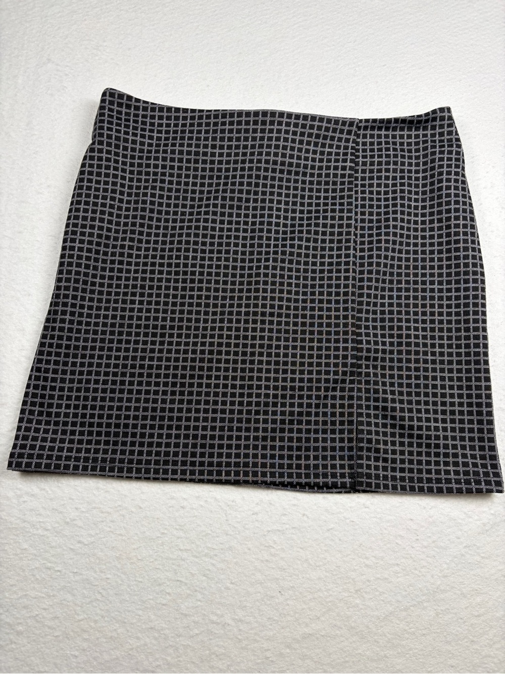 Forever‎ 21 Black and Gray Grid Mini Skirt
